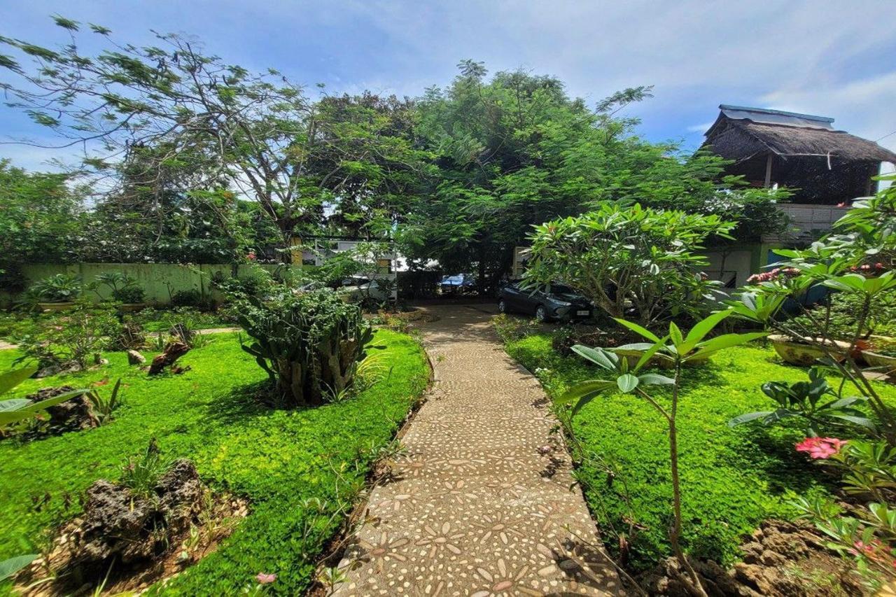 Hanbee'S Resort Puerto Princesa Exterior photo