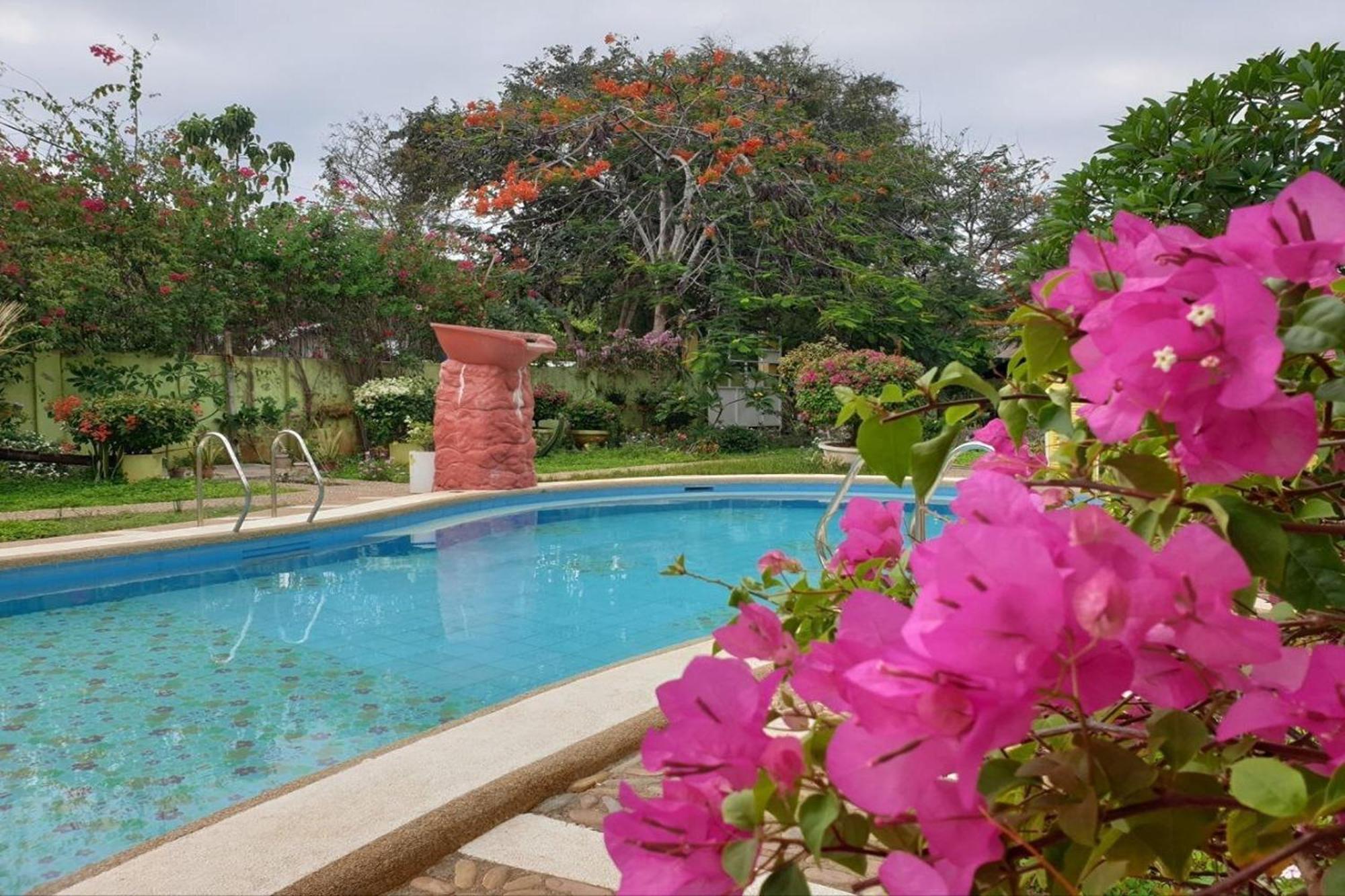 Hanbee'S Resort Puerto Princesa Exterior photo